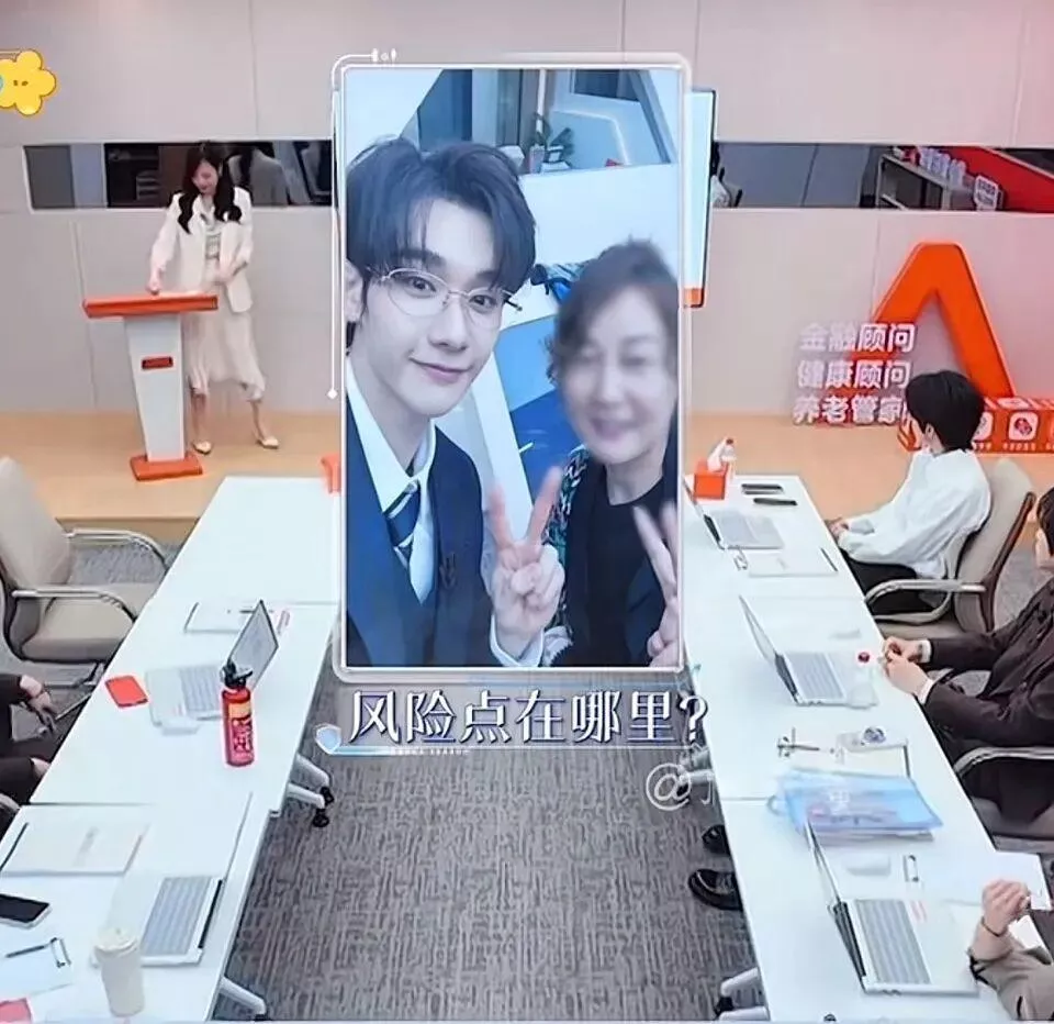 拍照喜欢比“剪刀手”?你的指纹信息可能会泄露