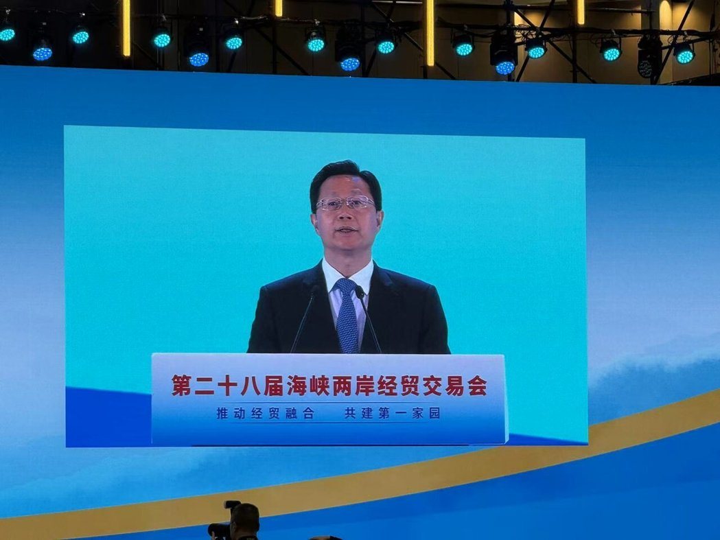大陆国台办副主任潘贤掌则在会上称中国式现代化是两岸同胞的共同机遇。记者黄雅慧/摄... 大陆国台办副主任潘贤掌则在会上称中国式现代化是两岸同胞的共同机遇。记者黄雅慧/摄...