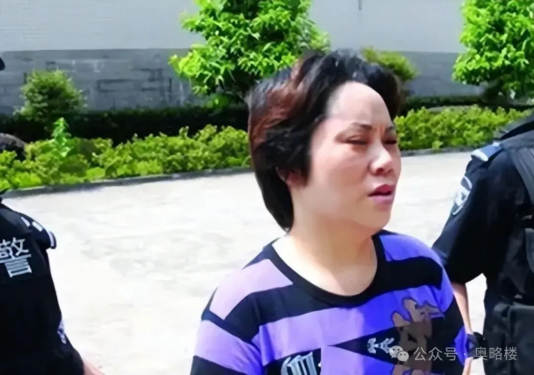 “重庆一姐男宠”:1米82肌肉发达,被抓后翻脸 “重庆一姐男宠”:1米82肌肉发达,被抓后翻脸