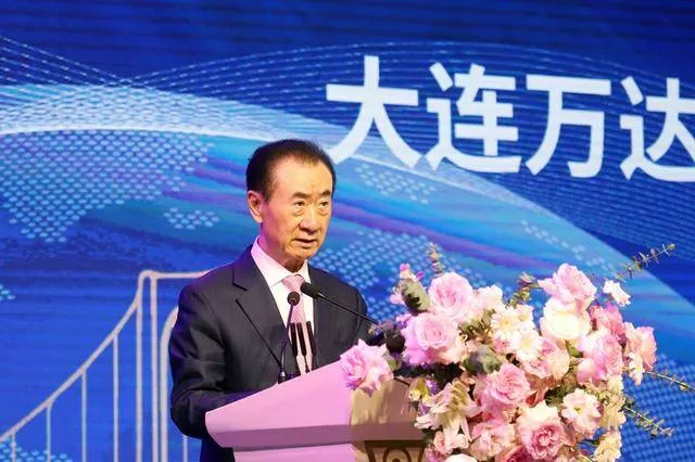 王健林,又背上超30亿债务