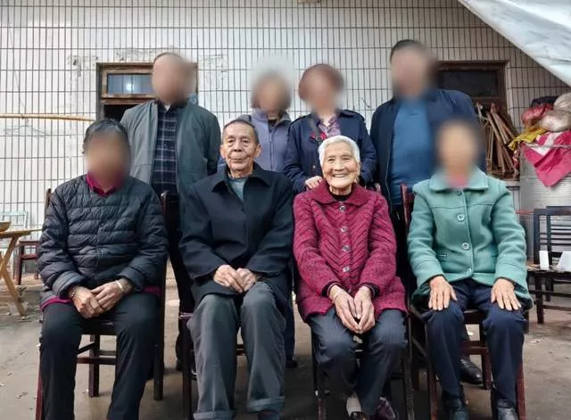 8人“全家福”4人遇难,亲历者讲述永川特大暴雨