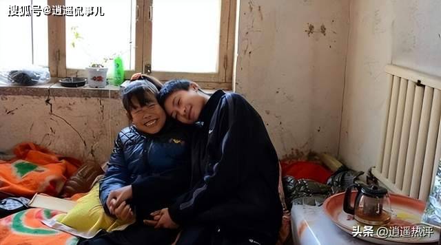 母亲瘫痪父亲疯了,河北高考状元9年后如何了 母亲瘫痪父亲疯了,河北高考状元9年后如何了
