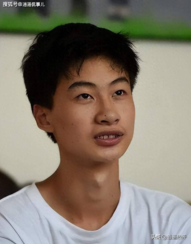 母亲瘫痪父亲疯了,河北高考状元9年后如何了 母亲瘫痪父亲疯了,河北高考状元9年后如何了
