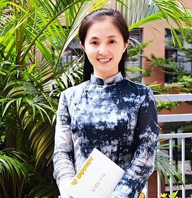 “最美校长”:凭美貌走上巅峰 一夜之间翻车 “最美校长”:凭美貌走上巅峰 一夜之间翻车