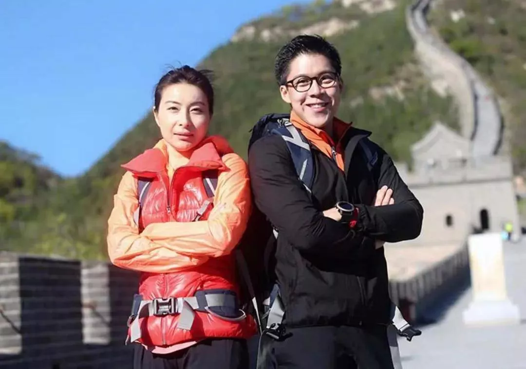 霍启刚被怀疑接班人地位不稳,对弟弟婚事态度微妙