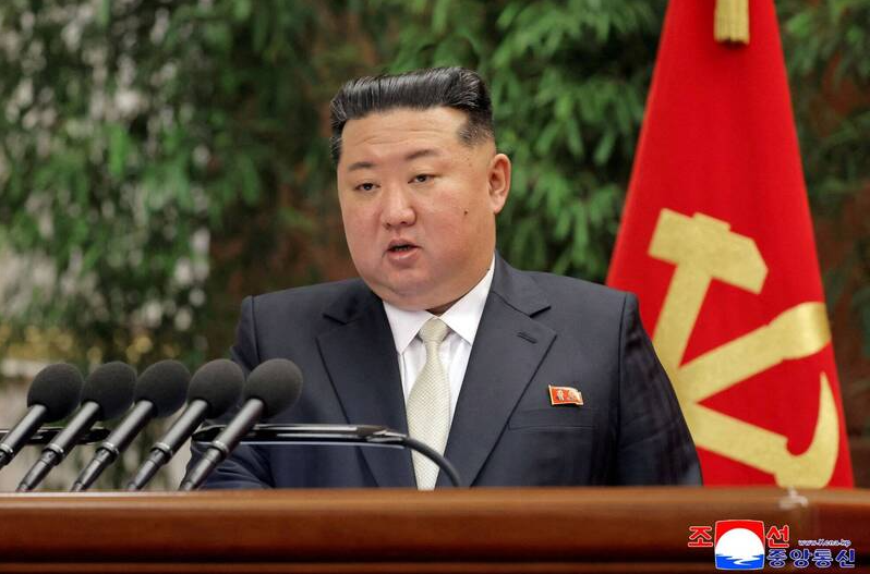 北韩指责美国及其盟友警告各界不要雇用北韩资讯科技人员,特意抹黑北韩形象。图为北韩领导人金正恩。(路透) 北韩指责美国及其盟友警告各界不要雇用北韩资讯科技人员,特意抹黑北韩形象。图为北韩领导人金正恩。(路透)